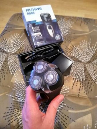Мужская электробритва с Aliexpress внешний вид