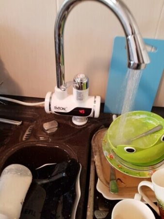 Электрический нагреватель воды с AliExpress в работе