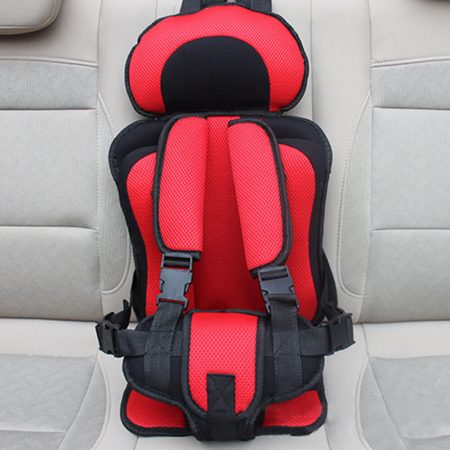 Детское автокресло с Aliexpress на картинке
