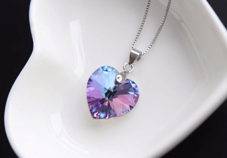 Ожерелье с подвеской “Сердце” с AliExpress на картинке